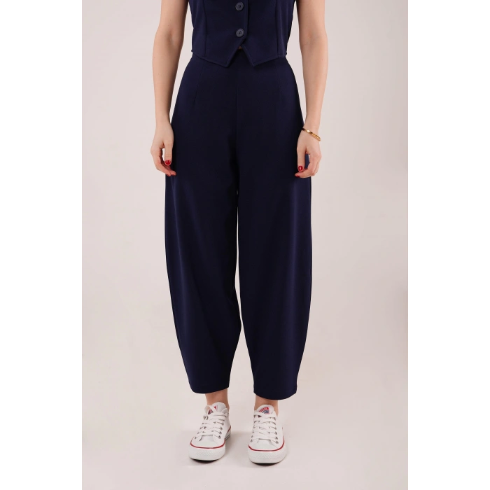 Havuç Kesim Lacivert Pantolon