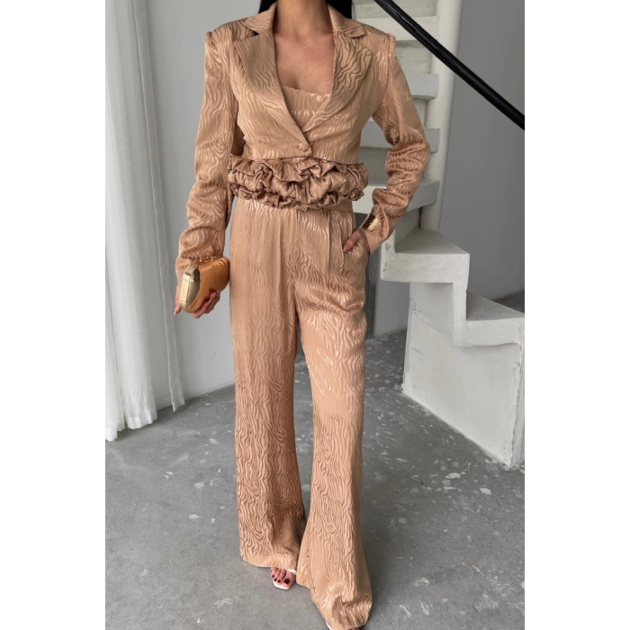 JAKARLI BLUZU TASARIM DETAYLI CEKET-PANTOLON-BLUZ 3 LÜ TAKIM - Bej