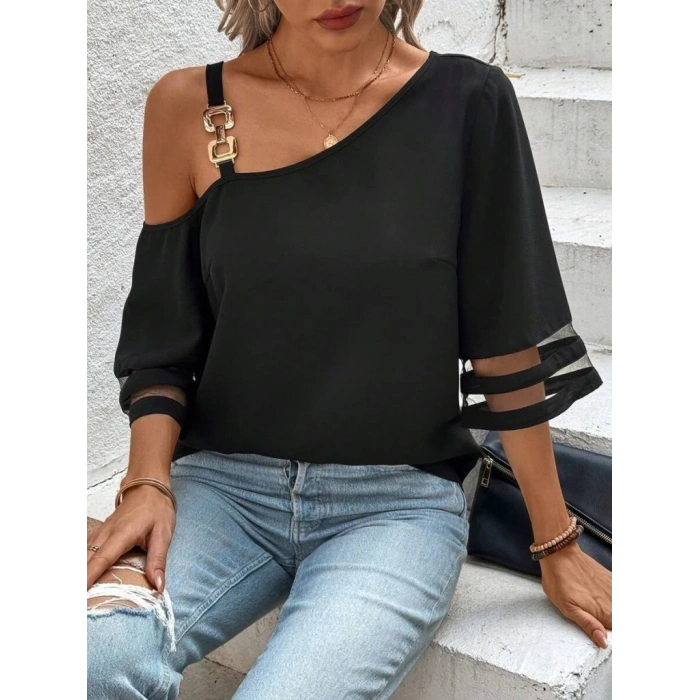 Kadın Askılı Asimetrik Kesim Kol Ve Yaka Kolda Tül Ve Aksesuar Detaylı Janjan Krep Bluz