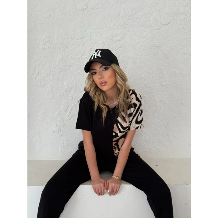 Kadın Bisiklet Yaka Kısa Kol Leopar Desen Bluz Ve Pantolon Ikili Takım