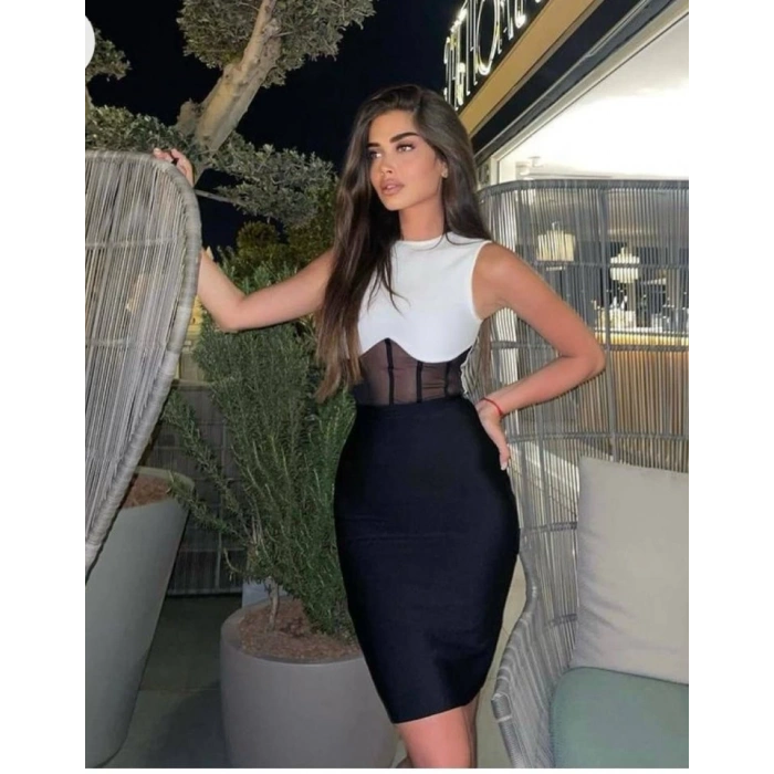 Kadın Bisiklet Yaka Kolsuz çift Renk Ve Bel Transparan Korse Detay Midi Boy Elbise