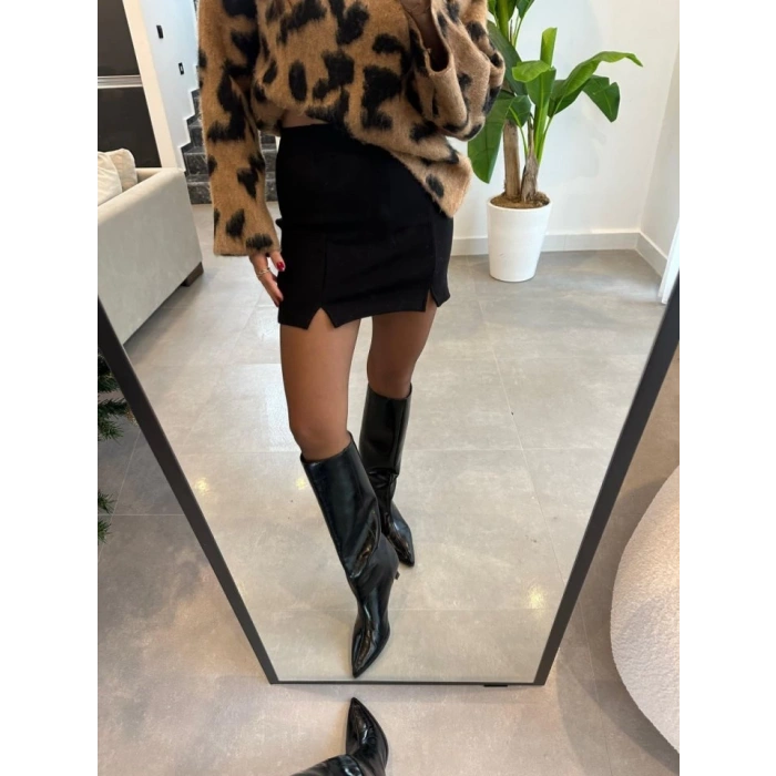 Kadın çift Yırtmaç Detaylı Mını Etek