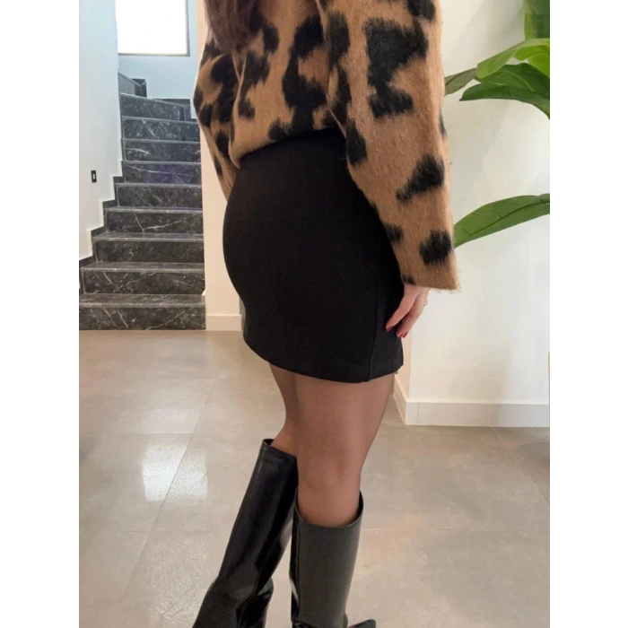 Kadın çift Yırtmaç Detaylı Mını Etek