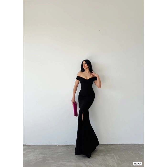 Kadın Dalgıç Kumaş Kayık Yaka Ve Dekolte Detaylı Elbise