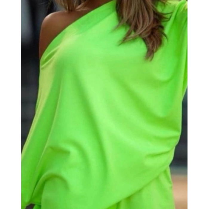 Kadın Kayık Yaka Salaş Iki Iplik Bluz Ve şort Ikili Takım