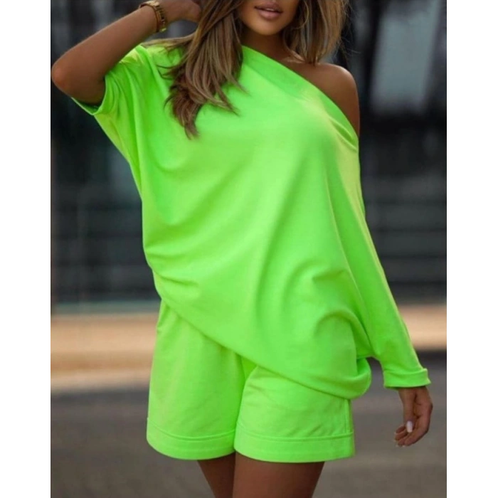 Kadın Kayık Yaka Salaş Iki Iplik Bluz Ve şort Ikili Takım