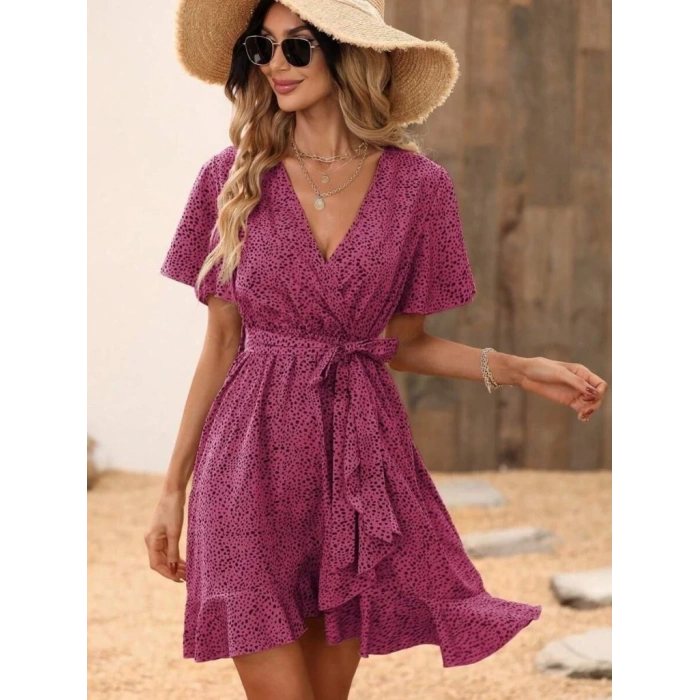 Kadın Kısa Kelebek Kollu Kruvaze Yakalı Belden Kuşaklı Kısa Desenli Süprem Elbise