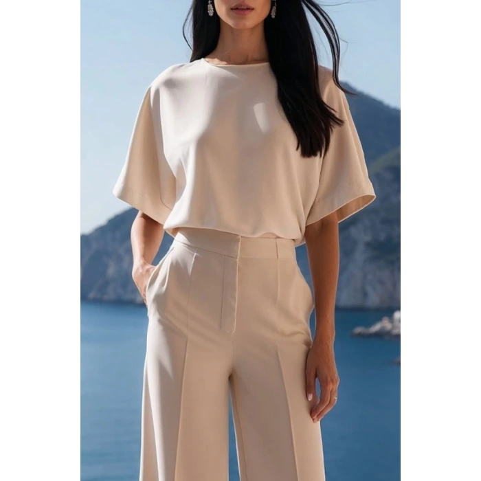 Kadın Kısa Kollu Bisiklet Yaka Bluz Yüksek Bel Cep Detaylı Pantolon Atlas Ikili Takım