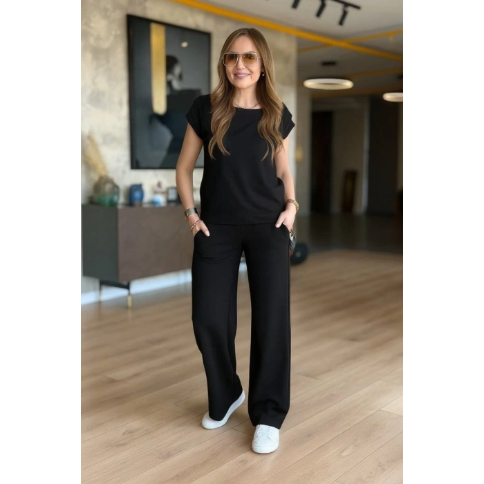 Kadın Kısa Kollu Bisiklet Yaka Viskon Iki Iplik Bluz Ve Pantolon Ikili Takım