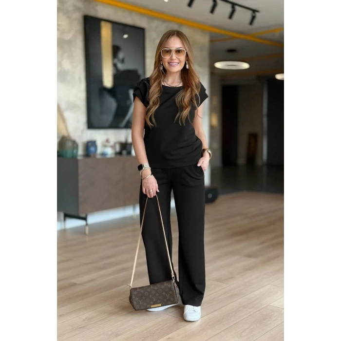 Kadın Kısa Kollu Bisiklet Yaka Viskon Iki Iplik Bluz Ve Pantolon Ikili Takım