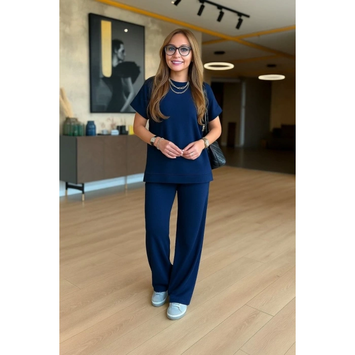 Kadın Kısa Kollu Bisiklet Yaka Viskon Iki Iplik Bluz Ve Pantolon Ikili Takım