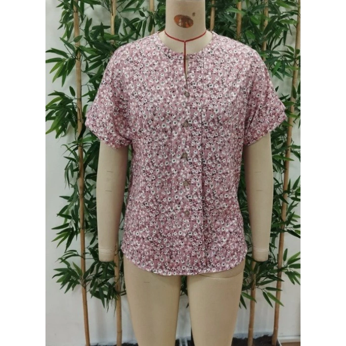 Kadın Kısa Kollu çentikli V Yaka Ve Düğme Detaylı çiçek Desenli Süprem Bluz