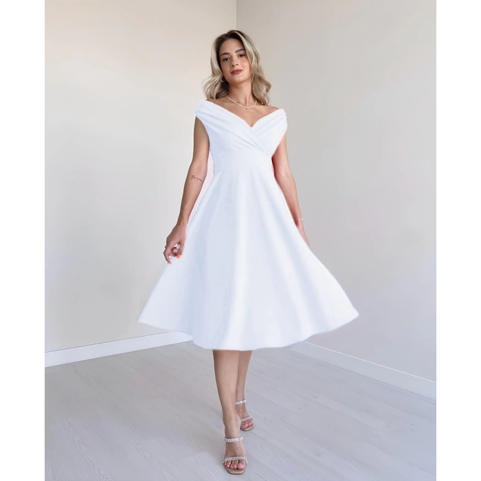 Kadın Kısa Kollu Kruvaze Yaka Eteği Volanlı Krep Elbise