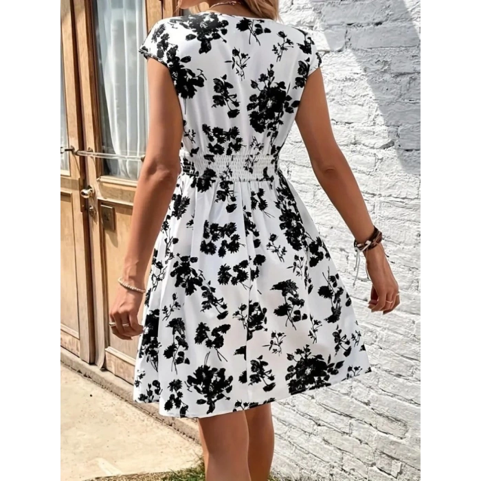 Kadın Kısa Kollu Kruvaze Yakalı çiçekli Desenli Süprem Elbise