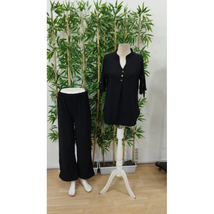 Kadın Kısa Kollu V Hakim Yaka Düğmeli Bürümcük Bluz Ve Pantolon Ikili Takım