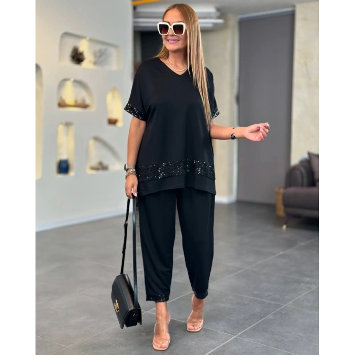 Kadın Kısa Kollu V Yakalı Pul Payetli Viskon Iki Iplik Bluz Ve Pantolon Ikili Takım