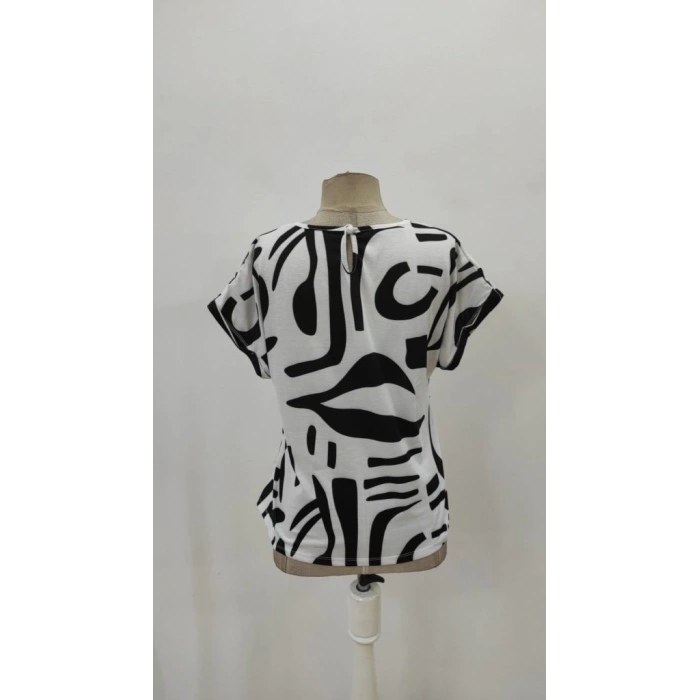 Kadın Kısa Kollu Yuvarlak Yaka Desenli Süprem Bluz