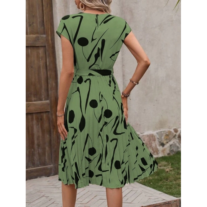 Kadın Kısa Yarasa Kollu Yuvarlak Yaka Beli Büzgülü Süprem Elbise