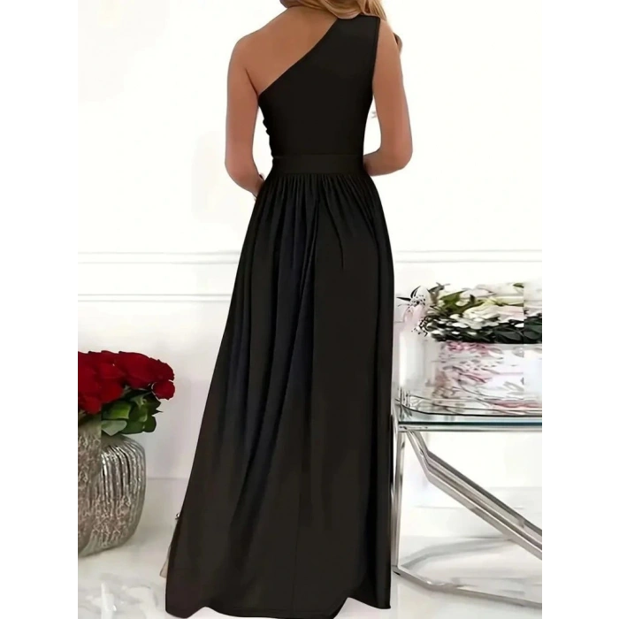 Kadın Omuzlardan Açık Asimetrik Yaka Detaylı Yırtmaçlı Maksi Boy Janjan Krep Elbise