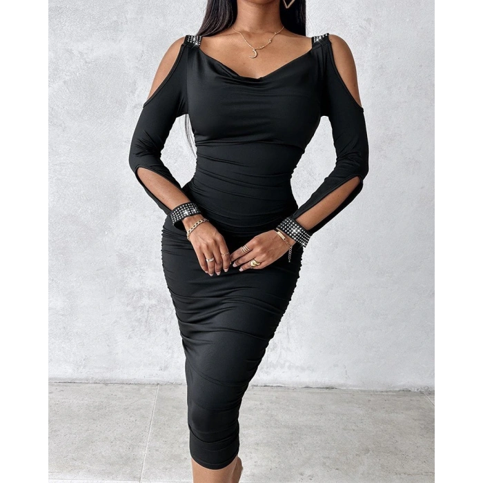 Kadın Omuzlardan Açık Uzun Kollu Taşlı Degaje Yakalı Sandy Midi Elbise