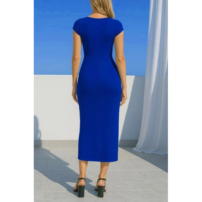 Kadın Sandy Kumaş Metal Toka Detaylı Midi Boy Elbise