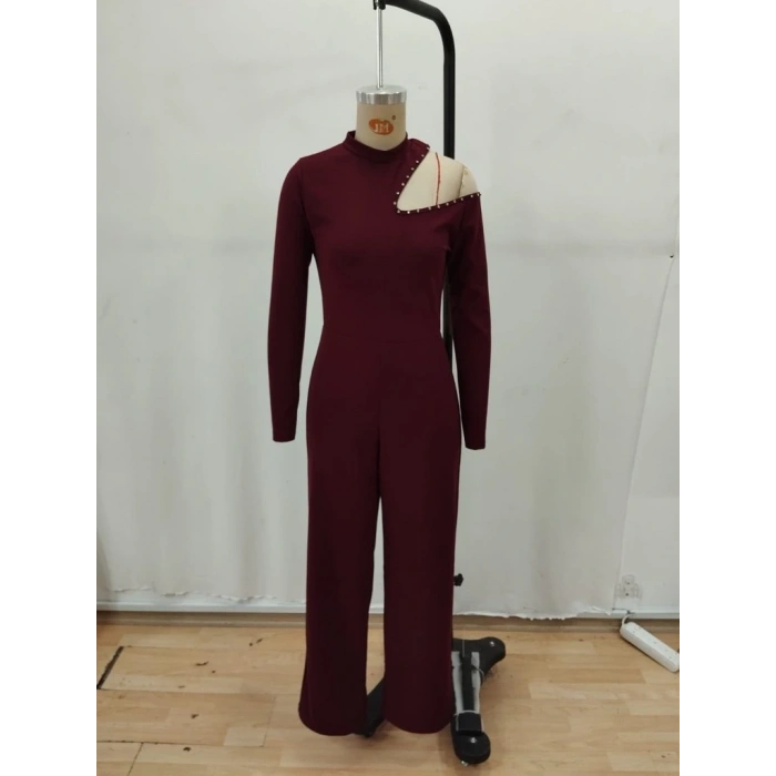 Kadın Tek Omuzdan Açık Balıkçı Yaka Taş Detaylı Uzun Ithal Krep Tulum