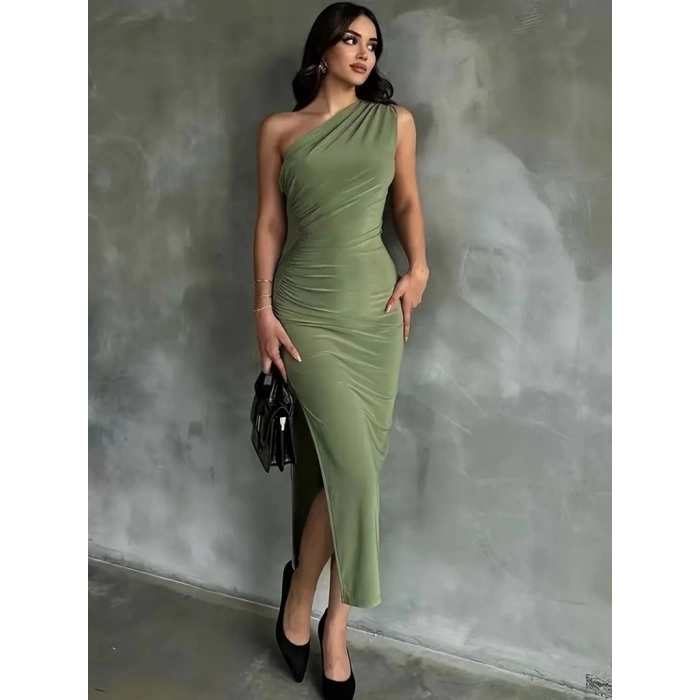 Kadın Tek Omuzu Açık Büzgülü Yandan Yırtmaçlı Uzun Sandy Elbise