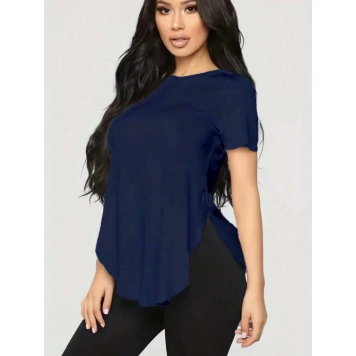 Kadın Türlü Viskon Kumaş Yırtmaç Detaylı Bluz