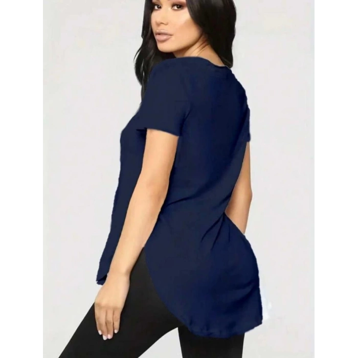 Kadın Türlü Viskon Kumaş Yırtmaç Detaylı Bluz