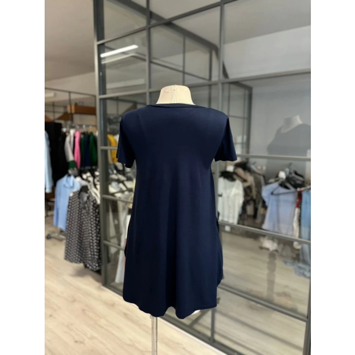 Kadın Türlü Viskon Kumaş Yırtmaç Detaylı Bluz