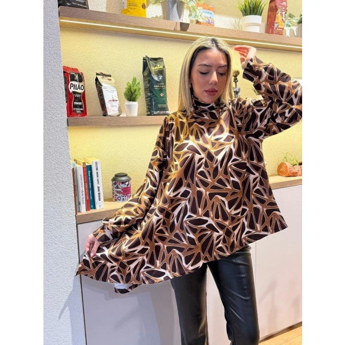 Kadın Uzun Kollu Balıkçı Yaka Asimetrik Kesim Salaş Bluz