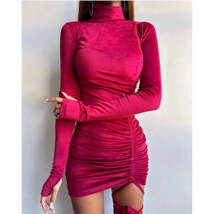 Kadın Uzun Kollu Balıkçı Yaka Büzgü Ve Gül Detay Kadife Kumaş Mini Elbise