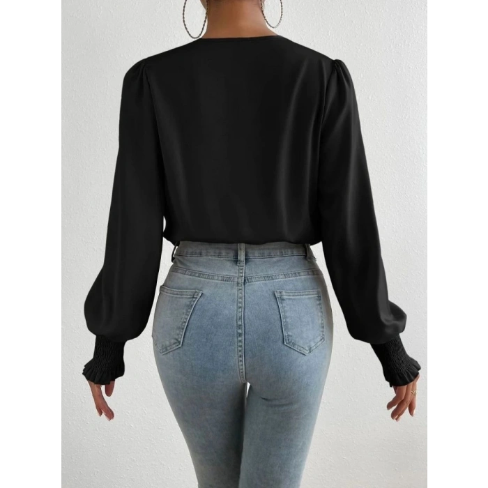 Kadın Uzun Kollu Dökümlü Kruvaze Yaka Kol Ucu Gipeli Sandy Bluz