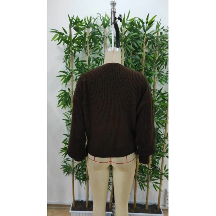 Kadın Uzun Kollu Düğme Detay Triko Hırka