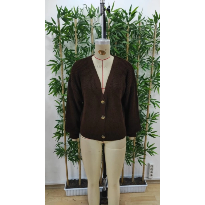 Kadın Uzun Kollu Düğme Detay Triko Hırka