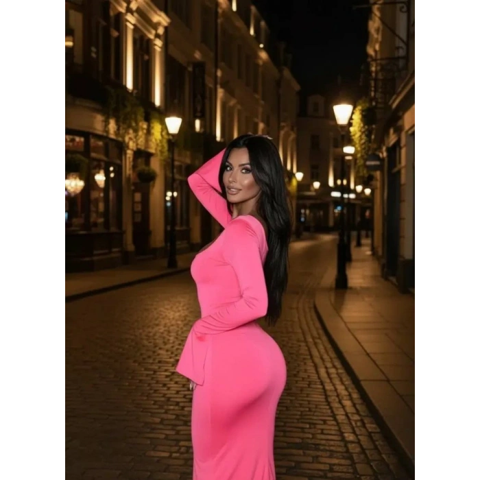 Kadın Uzun Kollu Kare Yaka Volanlı Manşet Detay Maxi Boy Elbise