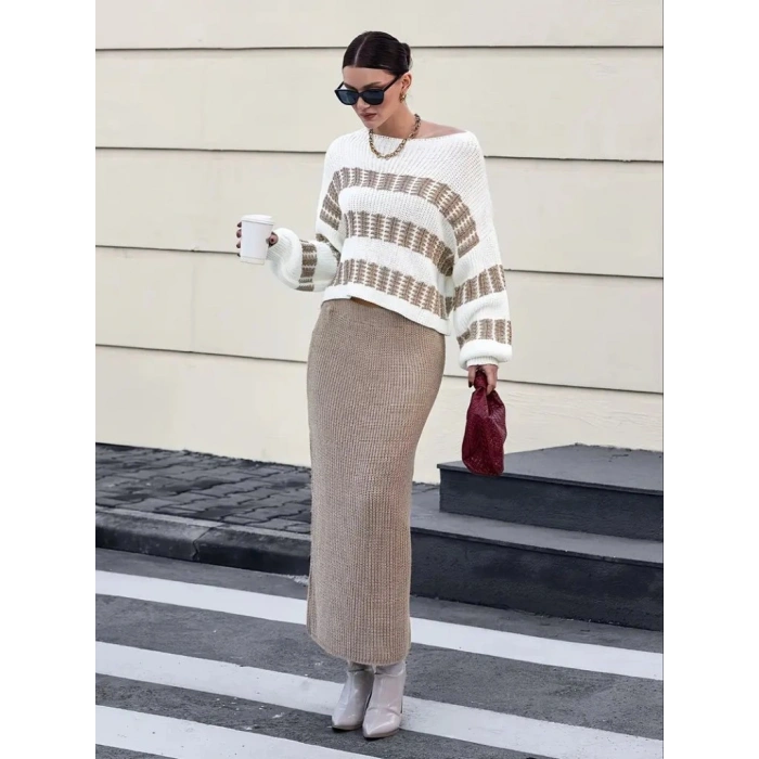 Kadın Uzun Kollu Kayık Yakalı Salaş Triko Bluz Ve Etek Ikili Takım