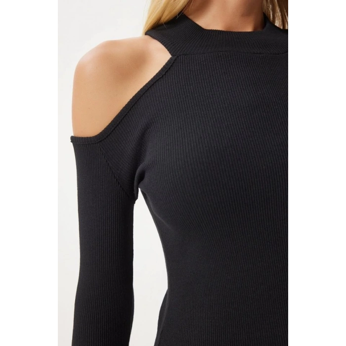 Kadın Uzun Kollu Omuz Dekolteli Kaşkorse Kumaş Bluz