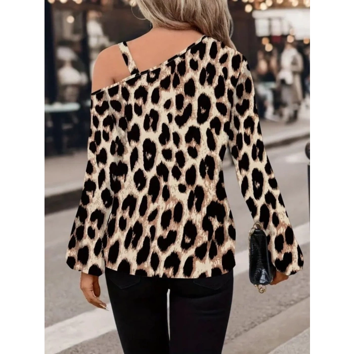 Kadın Uzun Kollu Tek Omuzu Açık Tokalı Leopar Desenli Modal Bluz