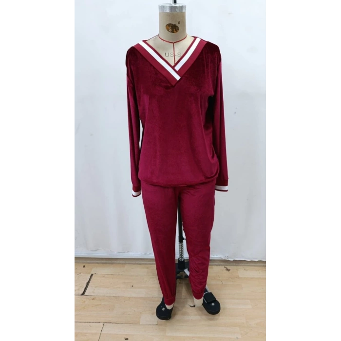 Kadın Uzun Kollu V Yaka Kadife Bluz Ve Pantolon Ikili Takım