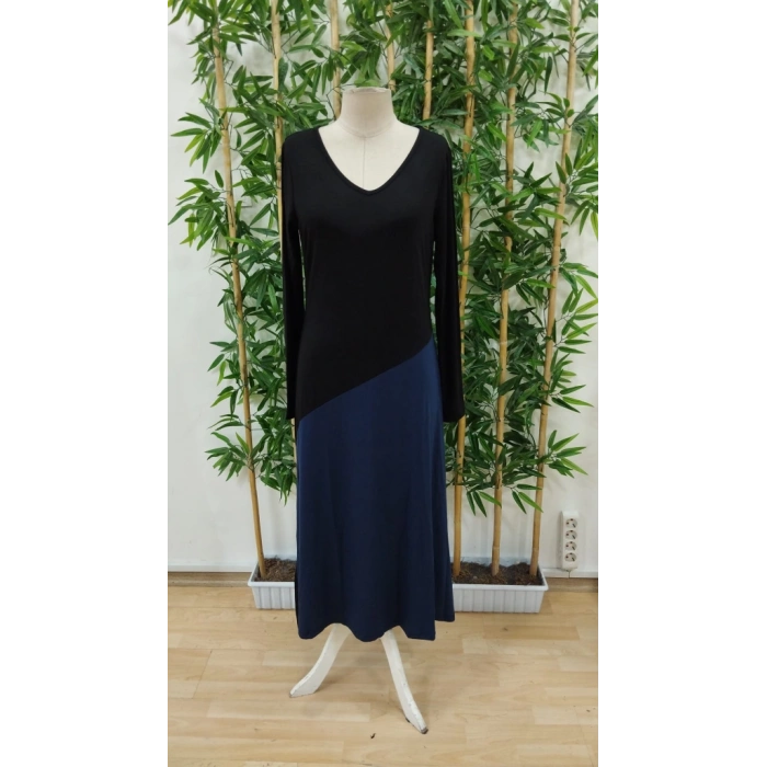 Kadın Uzun Kollu V Yakalı Blok Desenli Viskon Elbise