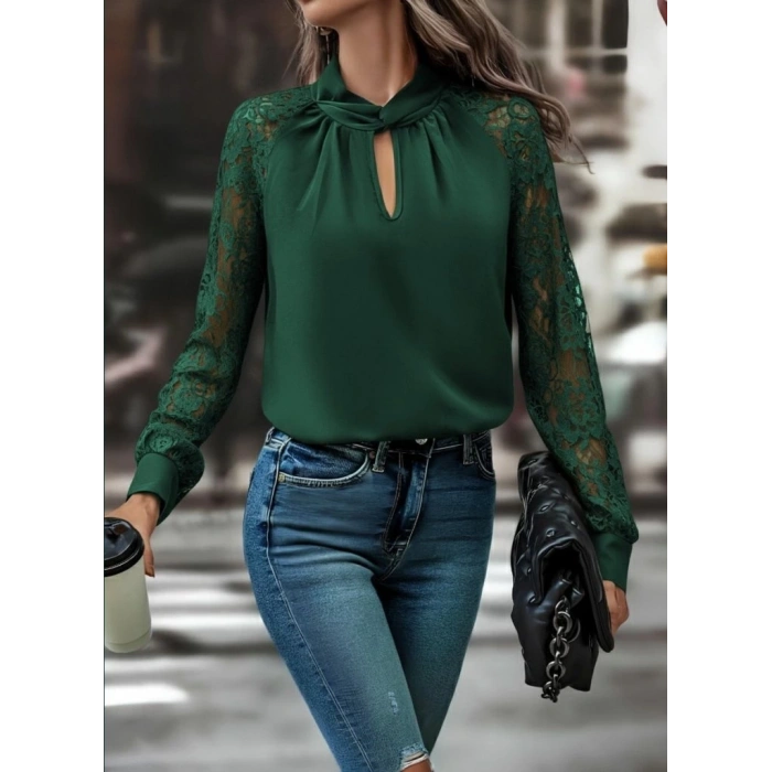 Kadın Uzun Kollu Yaka Düğme Detay Güpürlü Kol Krep Bluz