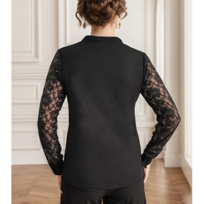 Kadın Uzun Kollu Yaka Düğme Detay Güpürlü Kol Krep Bluz