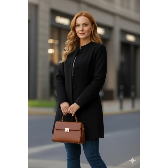 Kadın Uzun Kollu Yakalı önü Düğmeli Ithal Kaşe Astarlı Kaban