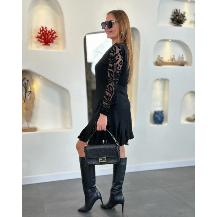 Kadın Uzun Kollu Yuvarlak Yaka Kol Ve Etek Ucu Dantelli Kısa Ithal Krep Elbise