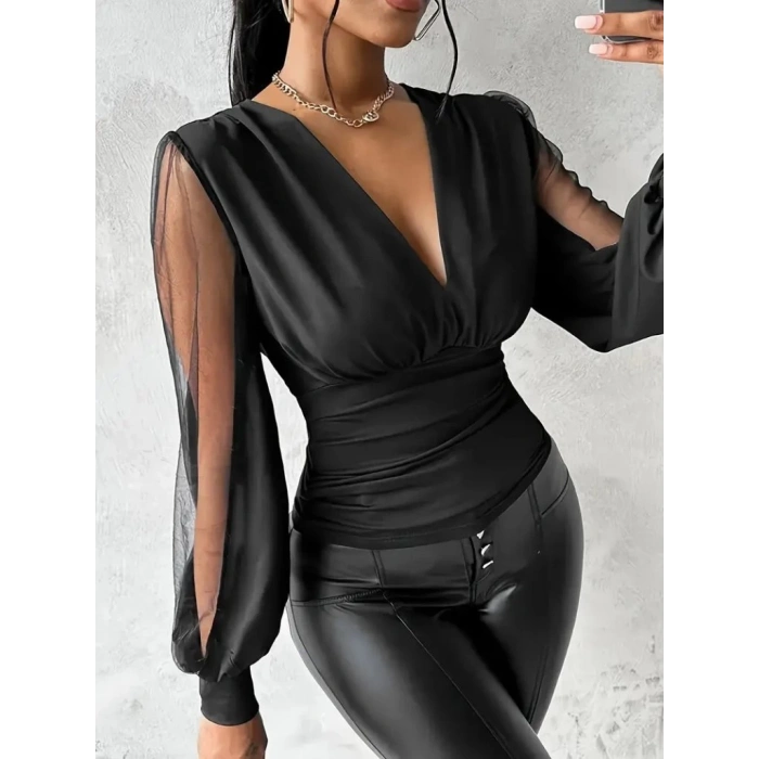 Kadın Uzun Yırtmaç Tül Detaylı Derin V Yakalı Sandy Bluz