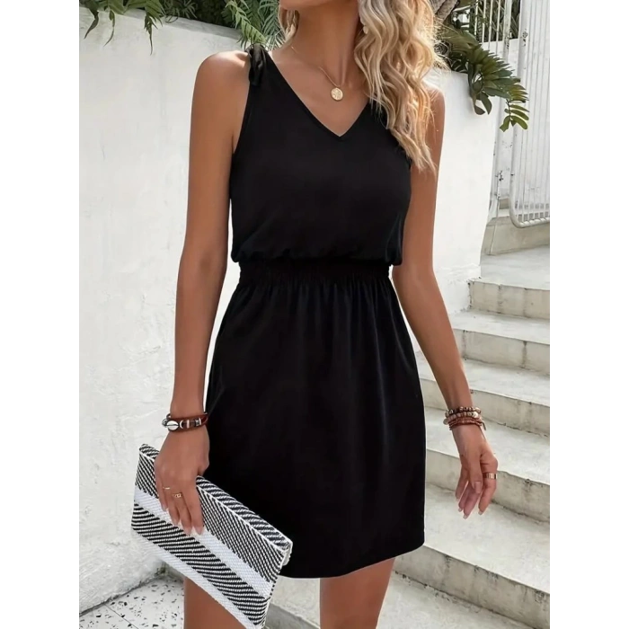 Kadın V Yakalı Belinde Gipe Detay Krep Elbise