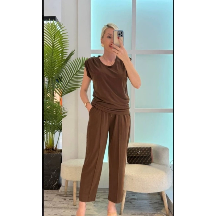 Kadın Vatkalı Düşük Kol Rahat Kesim İkili Takım