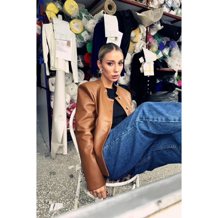 Kahverengi Önü Düğme Kapamalı Deri Ceket