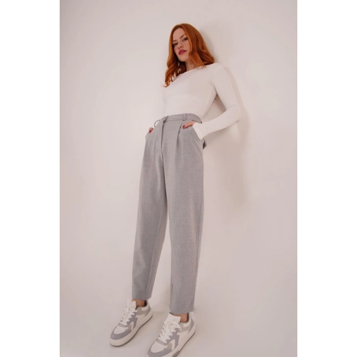 Kapama Cep Detaylı Gri Pantolon